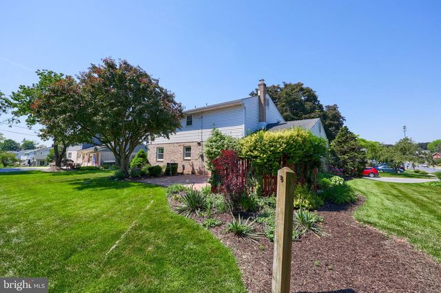 2143 BROCKTON RD, Lancaster, PA 17601