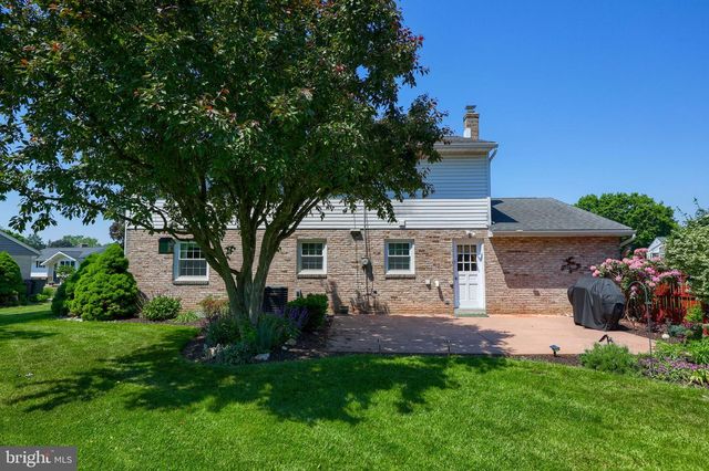 2143 BROCKTON RD, Lancaster, PA 17601