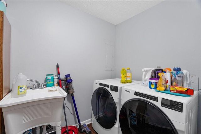108 Pinewood Way, Dalton, GA 30721