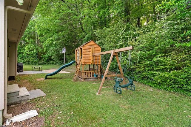 108 Pinewood Way, Dalton, GA 30721