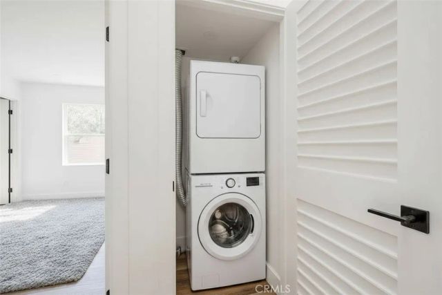 4814 Hedda, Lakewood, CA 90712