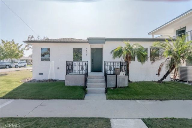 4814 Hedda, Lakewood, CA 90712