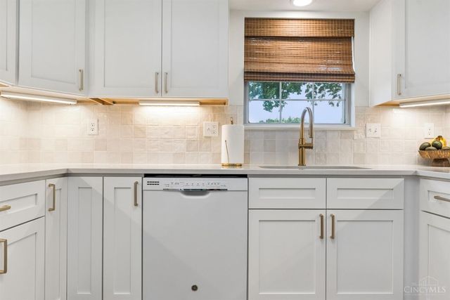 125 Amber Way, Williamsburg, OH 45176