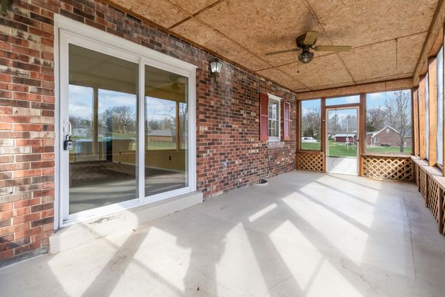 106 Redwood Drive, Stanford, KY 40484