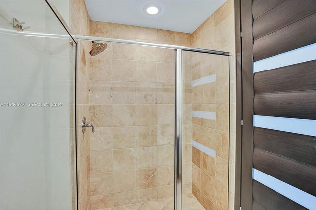 18201 Collins Avenue 3404&Cabana, Sunny Isles Beach, FL 33160