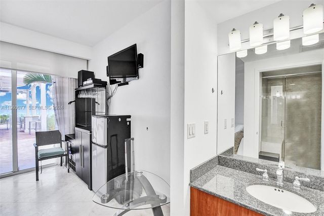 18201 Collins Avenue 3404&Cabana, Sunny Isles Beach, FL 33160