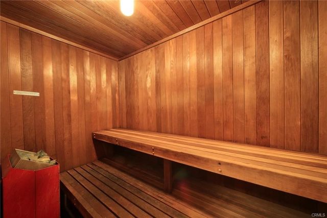 4454 Ventura Canyon Avenue 304, Sherman Oaks, CA 91423