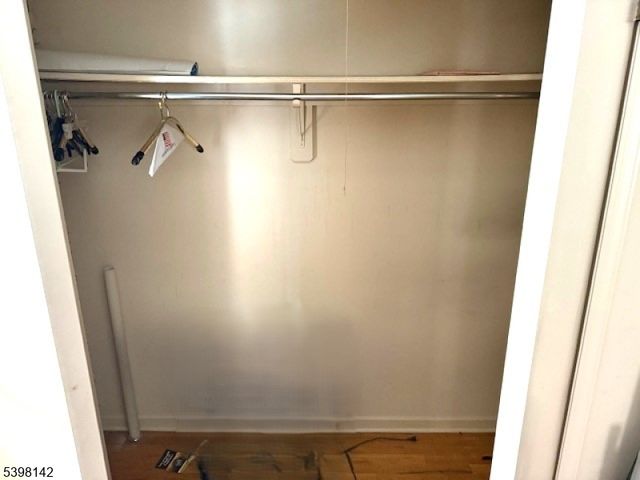 520 Scotland Rd, South Orange Village Twp., NJ 07079