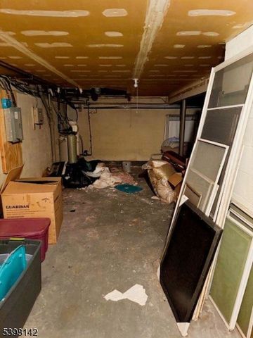 520 Scotland Rd, South Orange Village Twp., NJ 07079