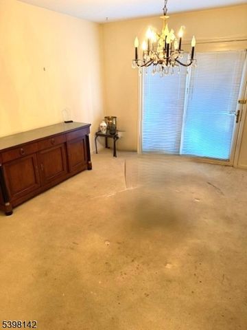 520 Scotland Rd, South Orange Village Twp., NJ 07079