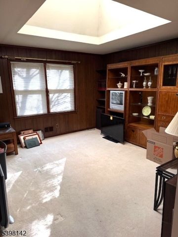 520 Scotland Rd, South Orange Village Twp., NJ 07079