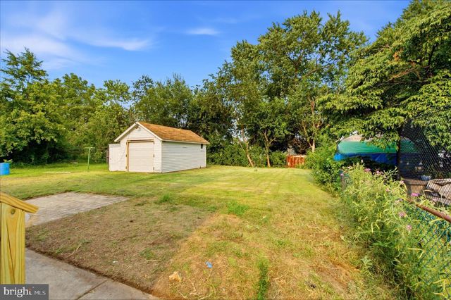 713 BILLINGS AVE, Paulsboro, NJ 08066