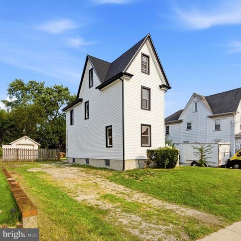 713 BILLINGS AVE, Paulsboro, NJ 08066