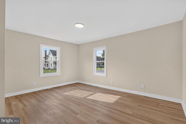 713 BILLINGS AVE, Paulsboro, NJ 08066