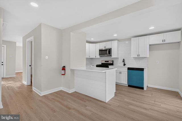 713 BILLINGS AVE, Paulsboro, NJ 08066