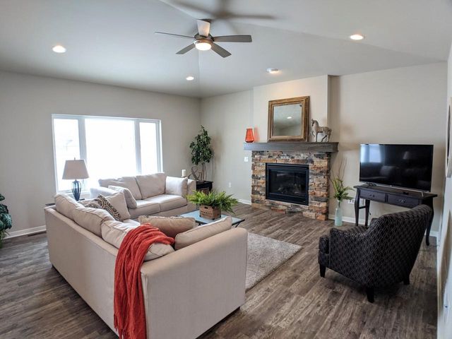 505 Spindrift Street, Mount Horeb, WI 53572