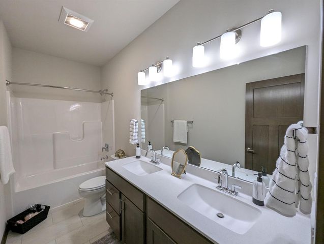 505 Spindrift Street, Mount Horeb, WI 53572
