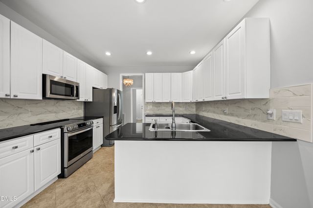 208 Waverly Drive, Clayton, NC 27527