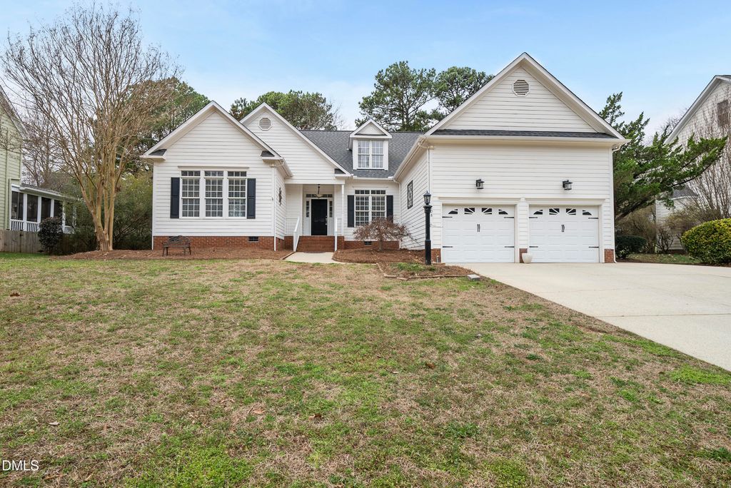 208 Waverly Drive, Clayton, NC 27527