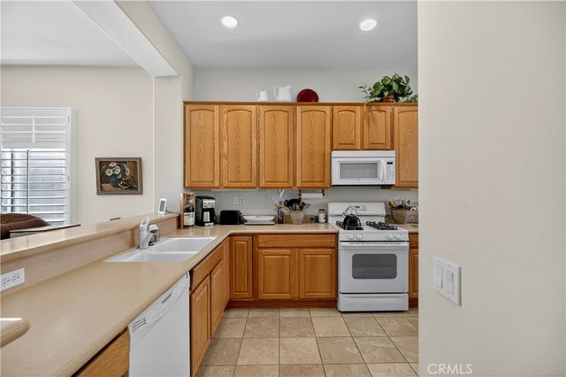10509 Lanigan Rd., Apple Valley, CA 92308