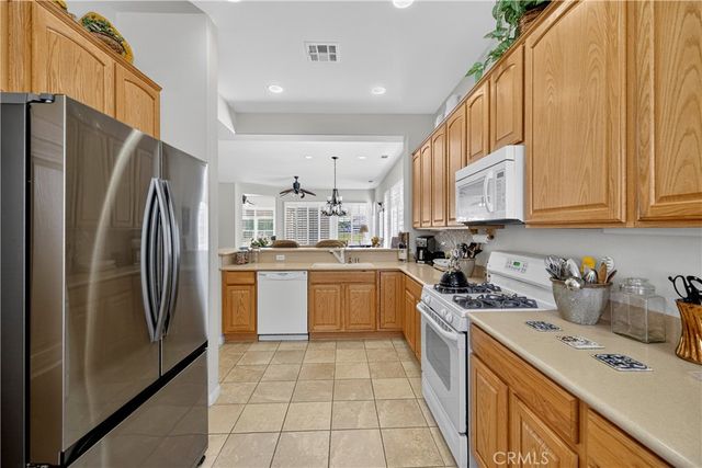 10509 Lanigan Rd., Apple Valley, CA 92308