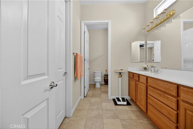 10509 Lanigan Rd., Apple Valley, CA 92308
