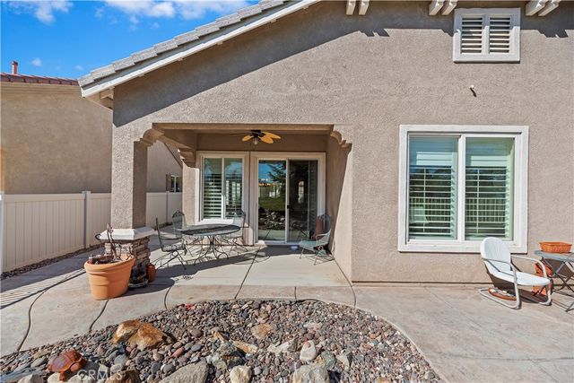 10509 Lanigan Rd., Apple Valley, CA 92308
