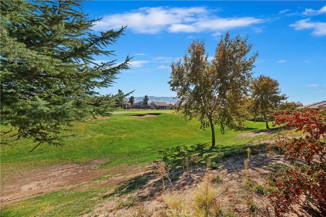 10509 Lanigan Rd., Apple Valley, CA 92308