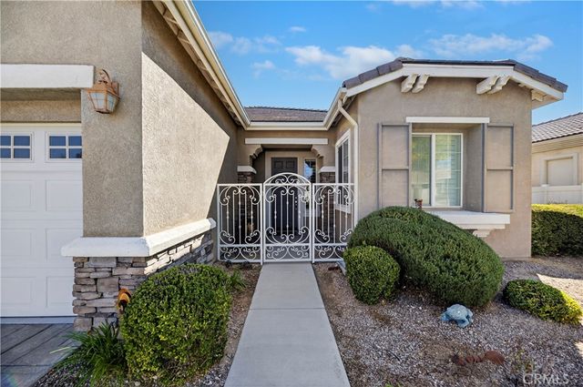 10509 Lanigan Rd., Apple Valley, CA 92308