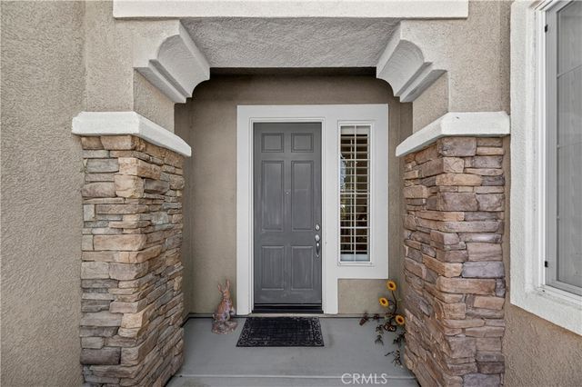 10509 Lanigan Rd., Apple Valley, CA 92308