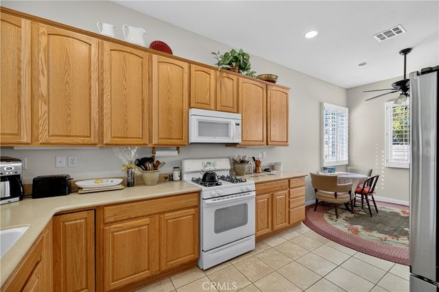 10509 Lanigan Rd., Apple Valley, CA 92308