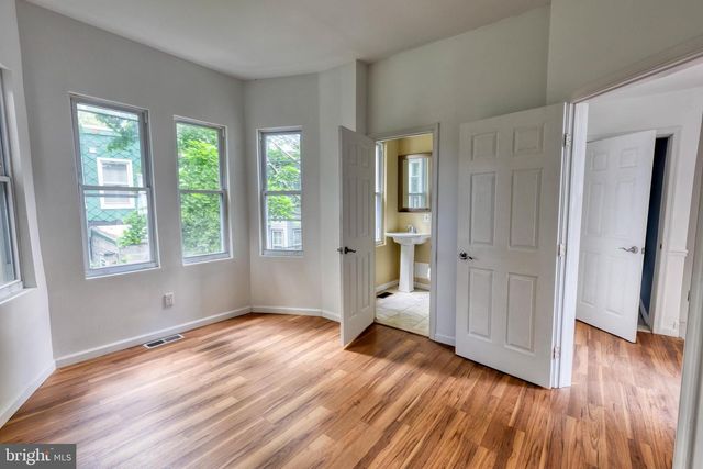 35 S ASHMEAD PL S, Philadelphia, PA 19144