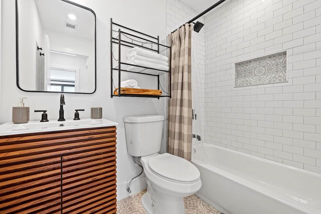 1507 SW 32 Court 1, Fort Lauderdale, FL 33315