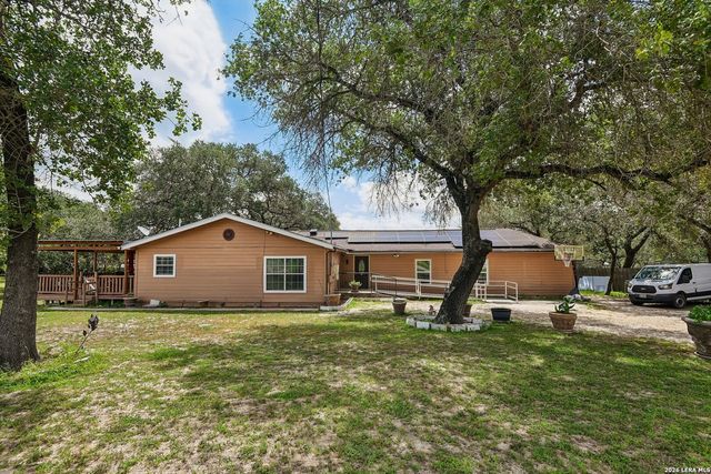 1281 County Road 6723, Natalia, TX 78059