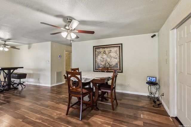 1281 County Road 6723, Natalia, TX 78059