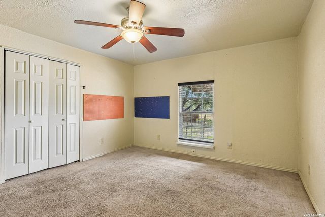 1281 County Road 6723, Natalia, TX 78059