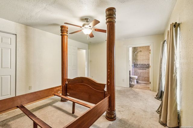1281 County Road 6723, Natalia, TX 78059