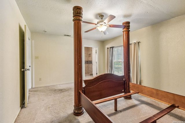 1281 County Road 6723, Natalia, TX 78059