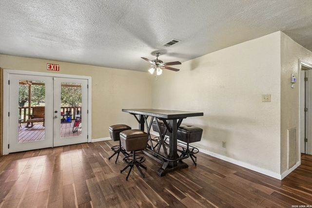1281 County Road 6723, Natalia, TX 78059