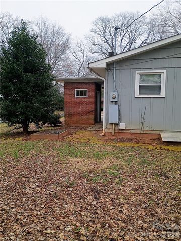 159 Edgewood Drive, Forest City, NC 28043