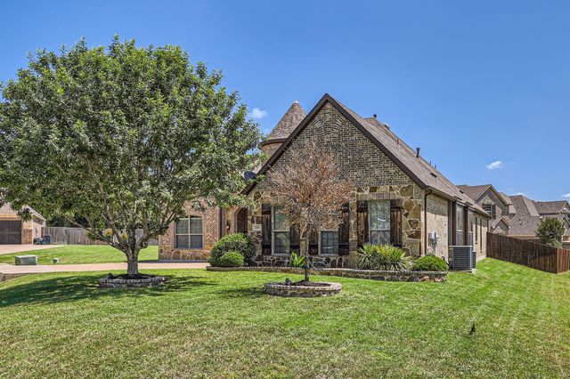 600 Oakmont Court, Desoto, TX 75115