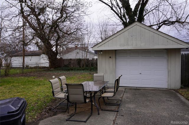 19552 Garfield, Redford Charter Township, MI 48240