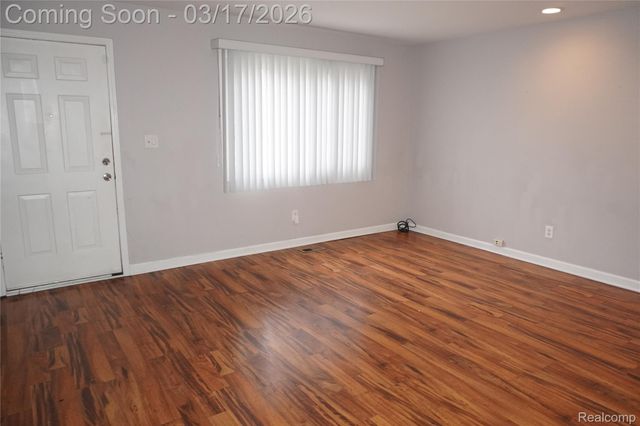 19552 Garfield, Redford Charter Township, MI 48240