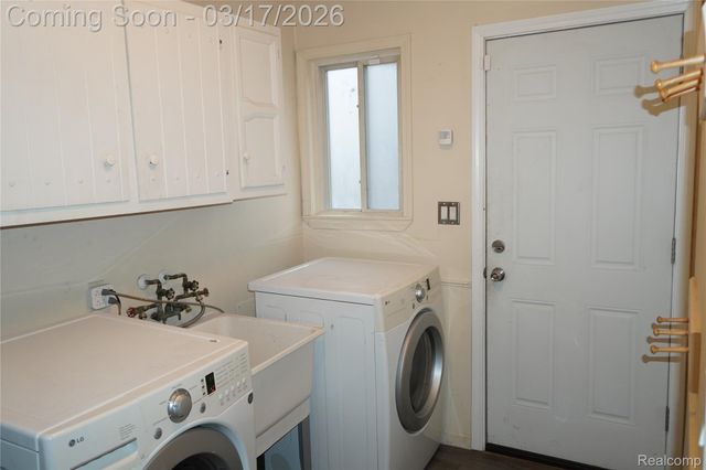 19552 Garfield, Redford Charter Township, MI 48240