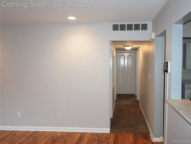 19552 Garfield, Redford Charter Township, MI 48240