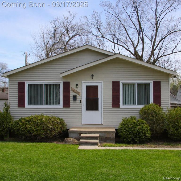 19552 Garfield, Redford Charter Township, MI 48240