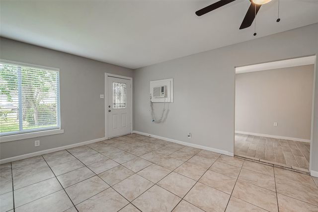 7621 Sundown Drive, Houston, TX 77028