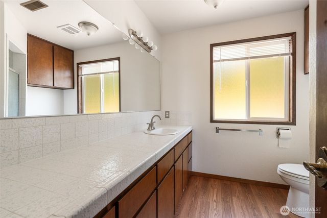 132 Lake Terrace Drive, Mossyrock, WA 98564