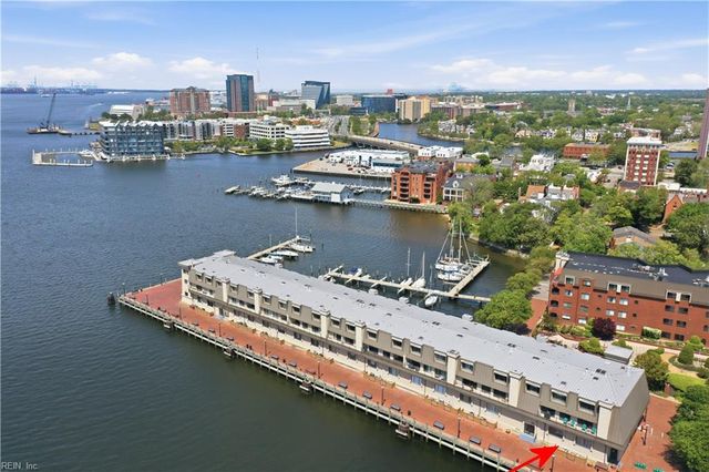 401 College Pl Apt 13, Norfolk, VA 23510