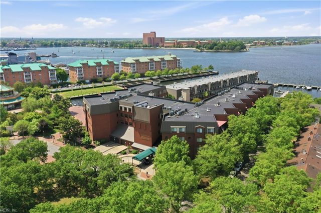 401 College Pl Apt 13, Norfolk, VA 23510